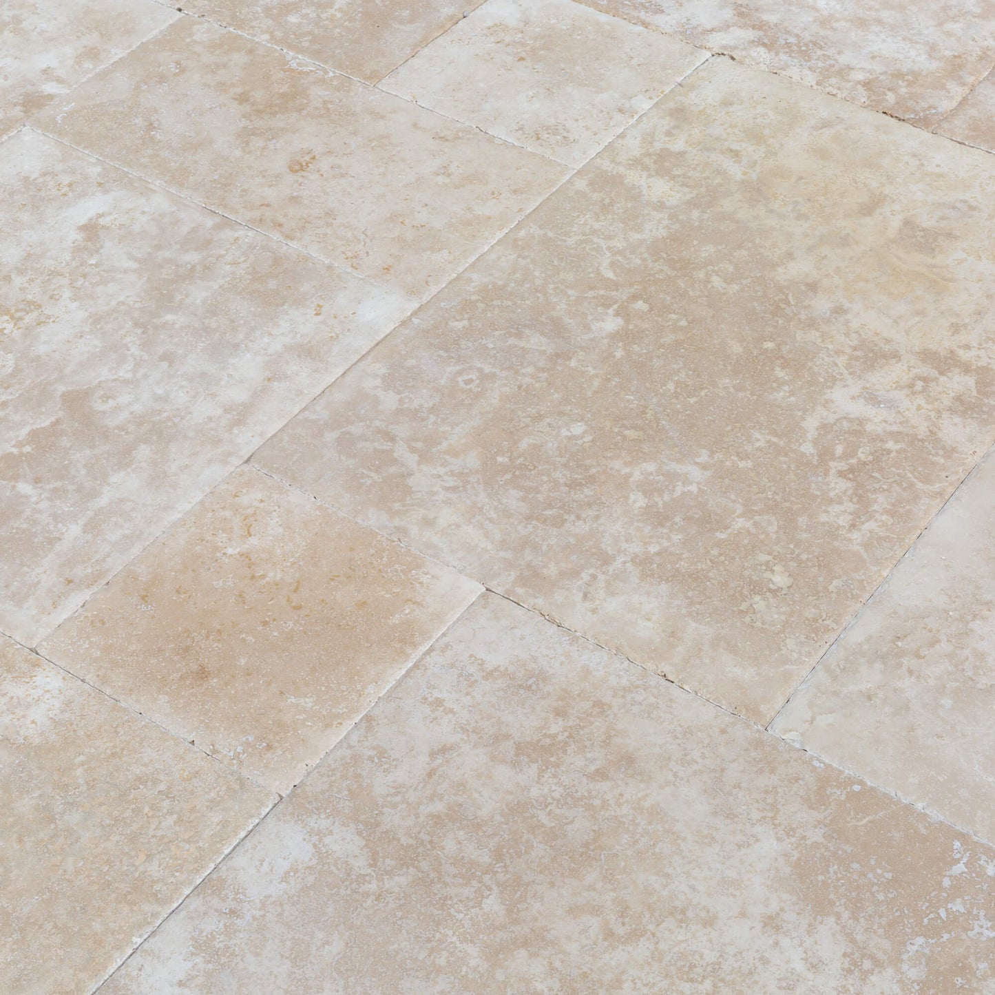 Denizli Beige Antique Travertine Tile – French Pattern Set, Brushed & Chiseled Finish, Full Truckload