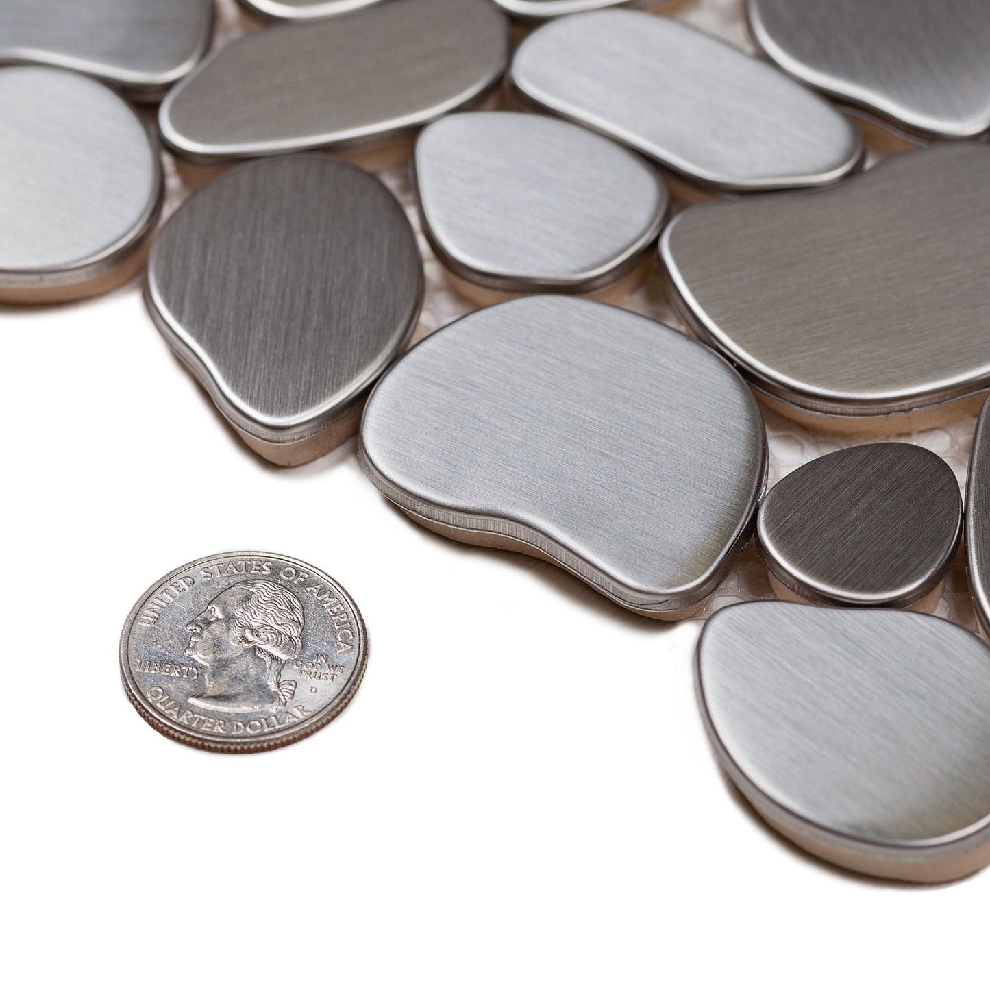 Pebble Gray 12x12 Polished Multi-shaped Metal Mosaic Tile (5 pack, 5.17 sq ft/case) - Sample