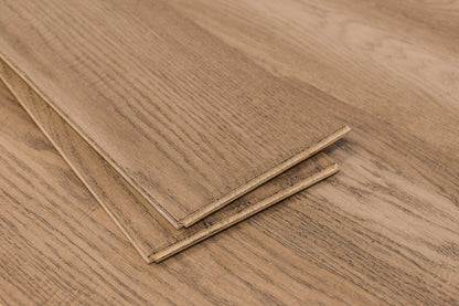 Elysian Wirebrushed Engineered Hardwood 7.5x0.5 inch Mojave Fog TRPEH-EEOMF product edge