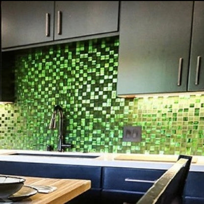 Emerald Green 11x11 Glossy Matte Square Glass Mosaic Tile (5 pack, 4.43 sq ft/case)