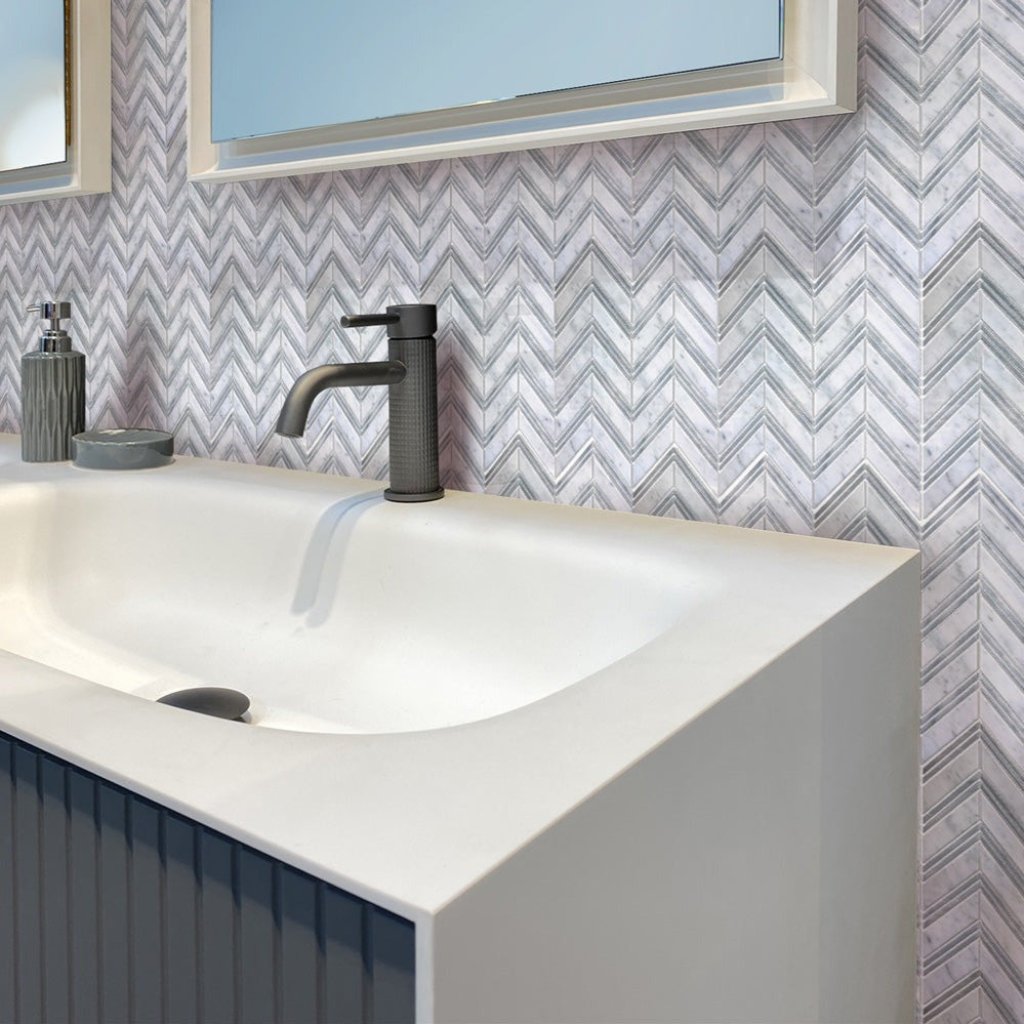 Gray White 11x12 Polished Herringbone Bianco Carrara Bardiglio Nuvolato Marble Mosaic Tile (5 pack, 4.51 sq ft/case)