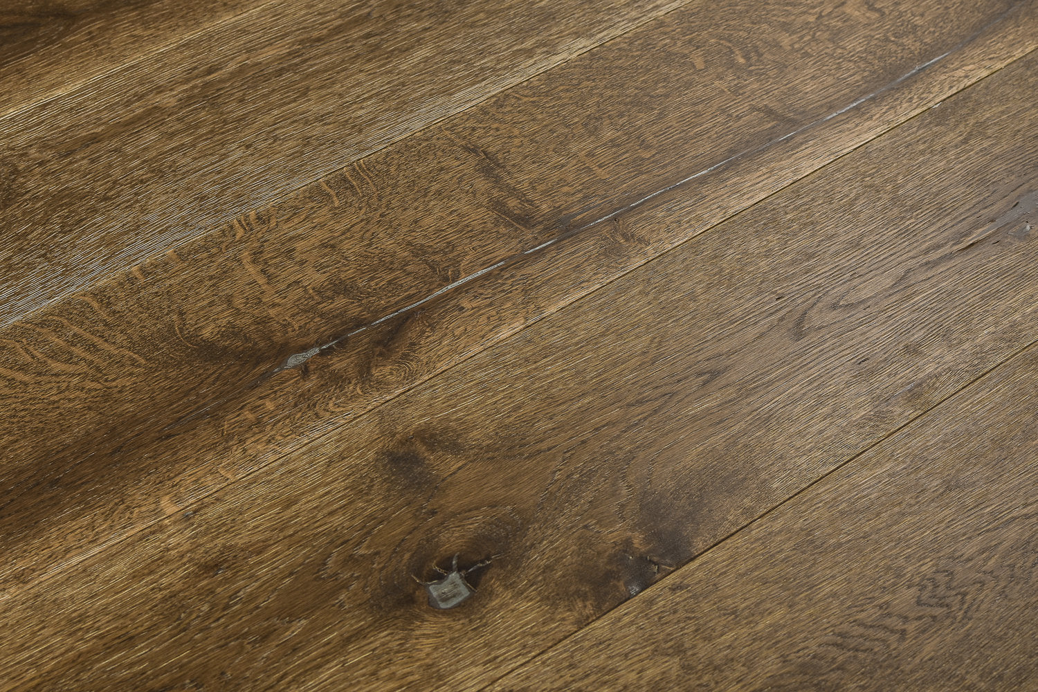 Old Town Wirebrushed Engineered Hardwood 7.5x0.63 inch Molek TRPEH-OTEOM product angle shot