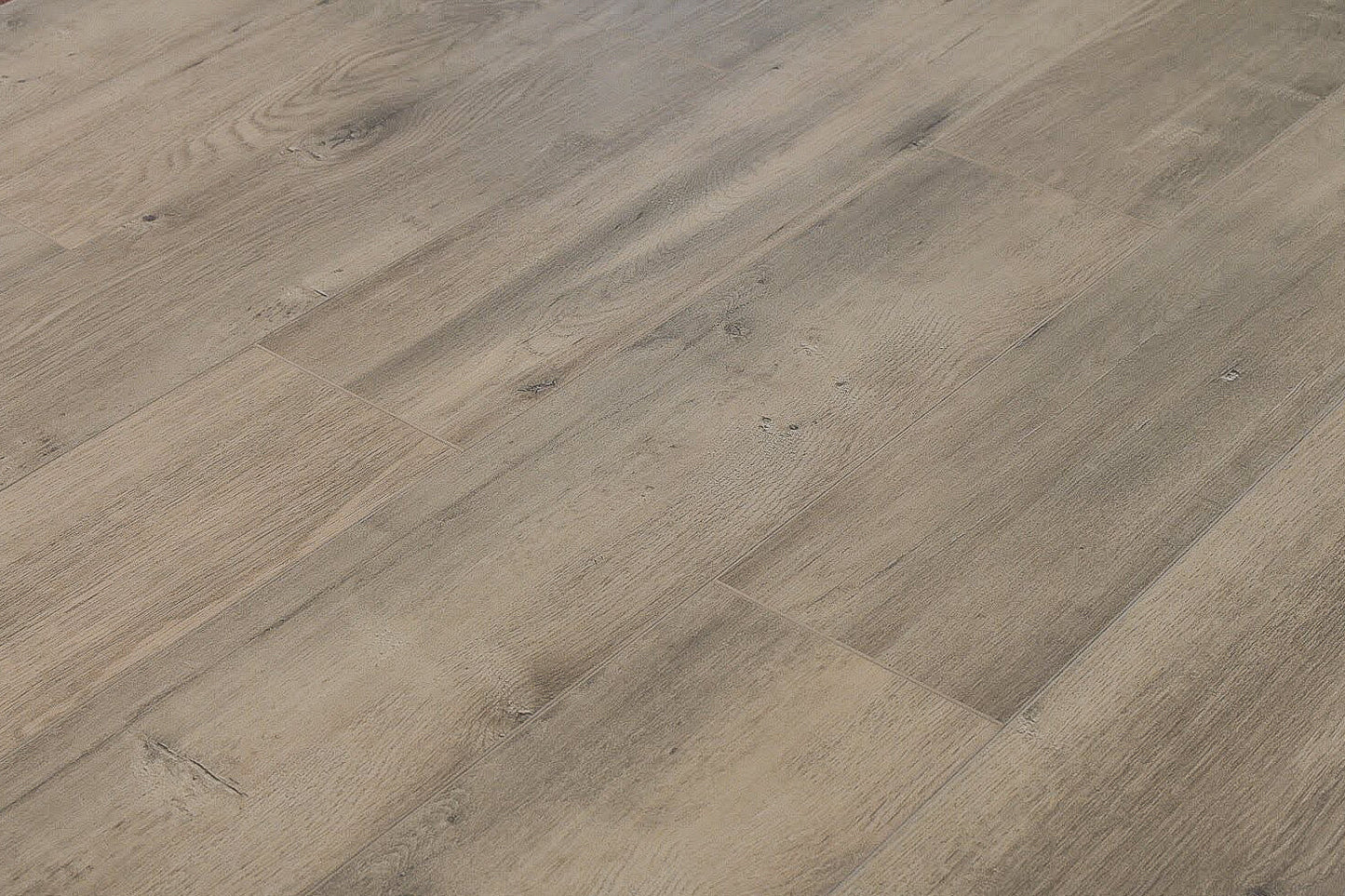 Papillon Smooth 6.7"x48" Laminate Flooring 12mm - Maxi Centenary