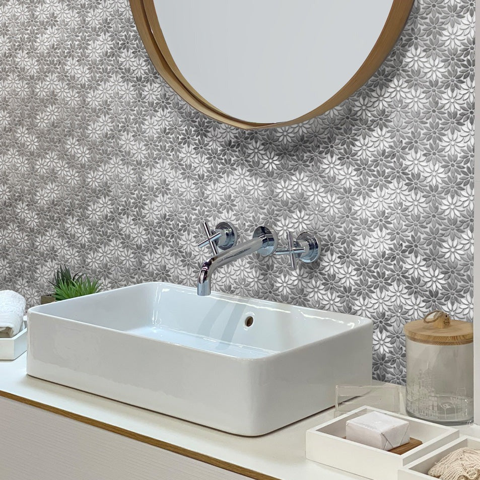 Carrara Grey Eastern White 11x12 Polished Multi-shaped Marble Mosaic Tile (5 pack, 4.46 sq ft/case)