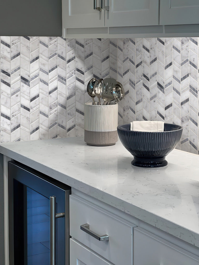 White Gray 11x13 Polished Herringbone Bardiglio Nuvolato Bianco Carrara Marble Mosaic Tile (5 pack, 4.95 sq ft/case)