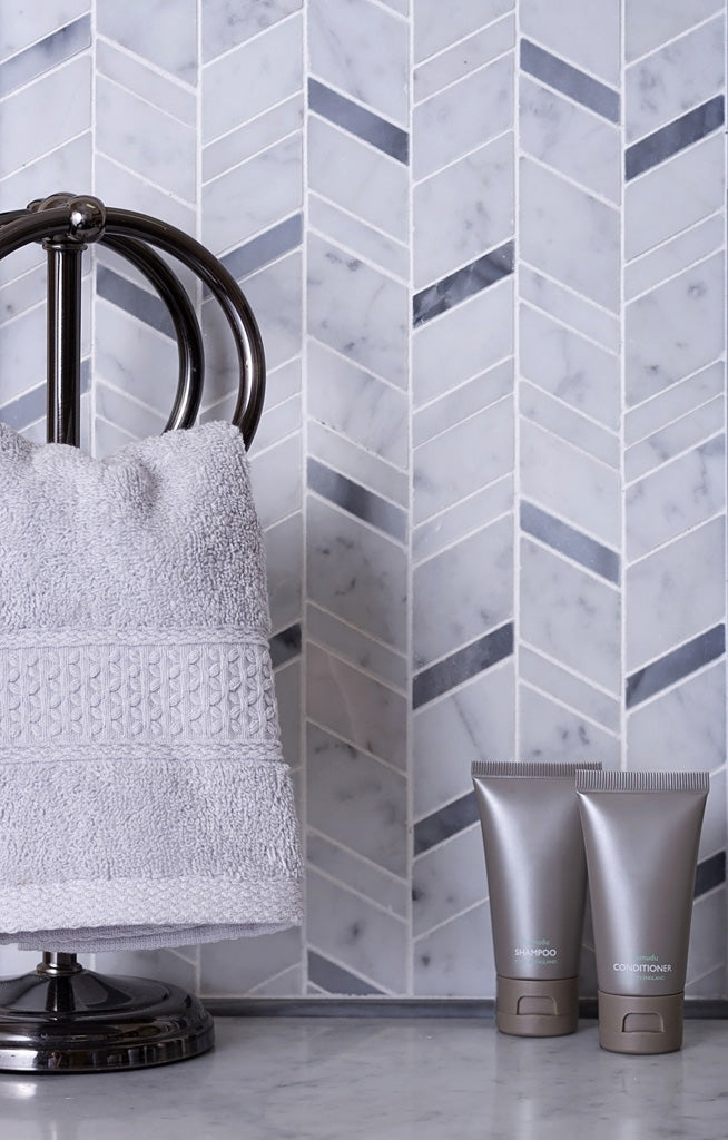 White Gray 11x13 Polished Herringbone Bardiglio Nuvolato Bianco Carrara Marble Mosaic Tile (5 pack, 4.95 sq ft/case)