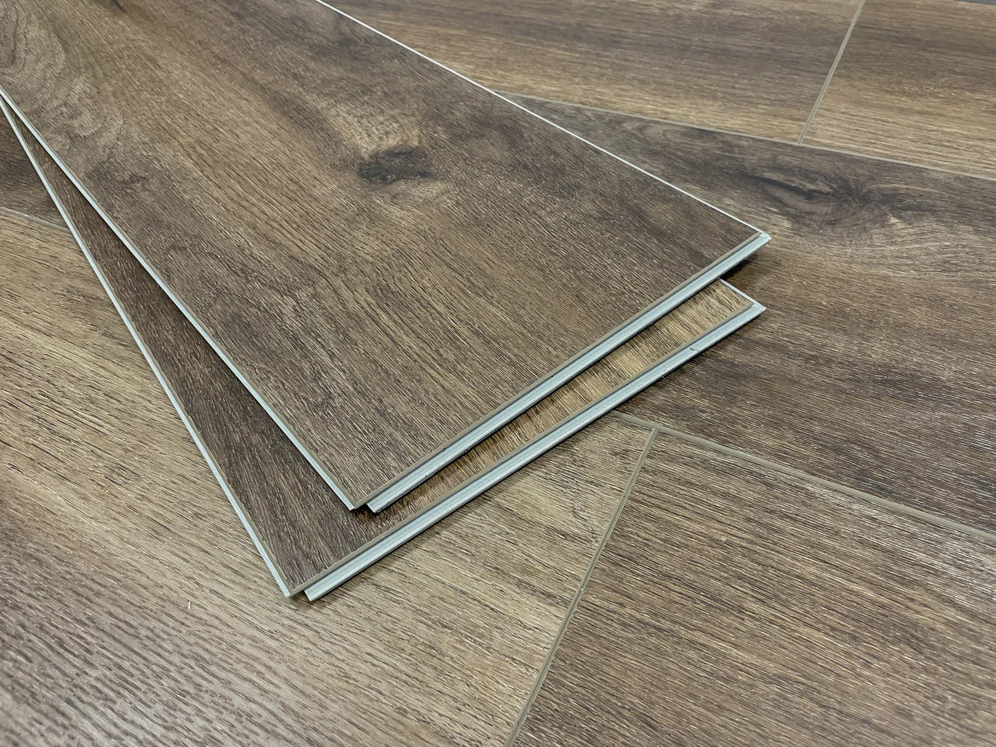 Vatican ESPC EIR 9"x71" Vinyl Flooring 8mm - Rustic Brown