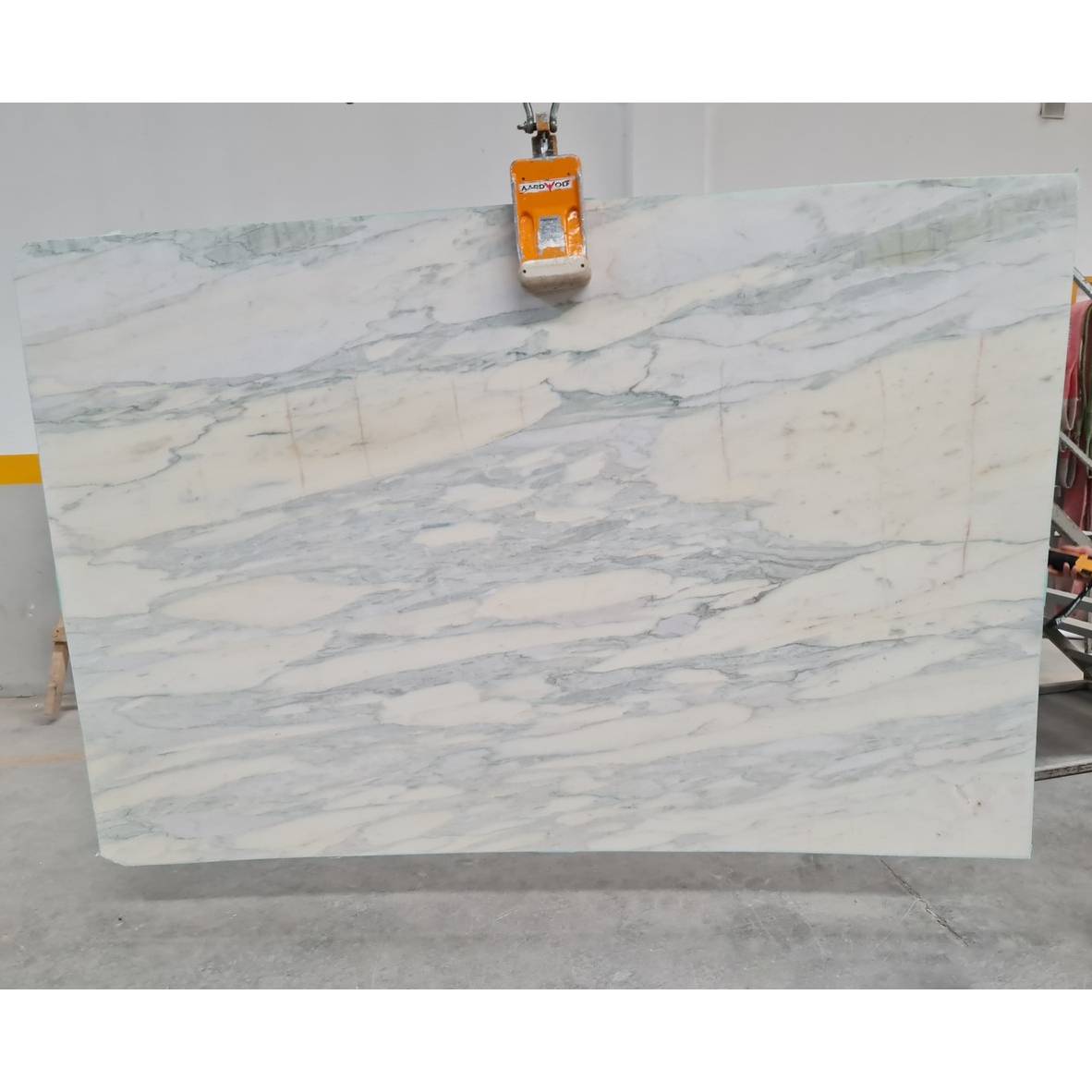 Calacatta Olivia Bookmatching Polished Marble Slab