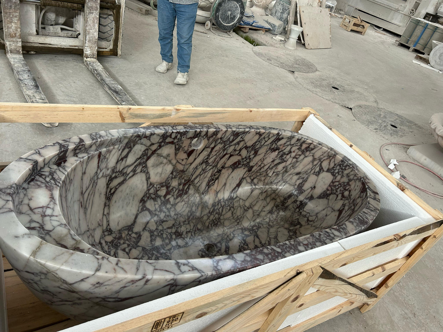 Calacatta Viola Bathtub Hand-carved from Solid Marble Block (W)32" (L)60" (H)20"