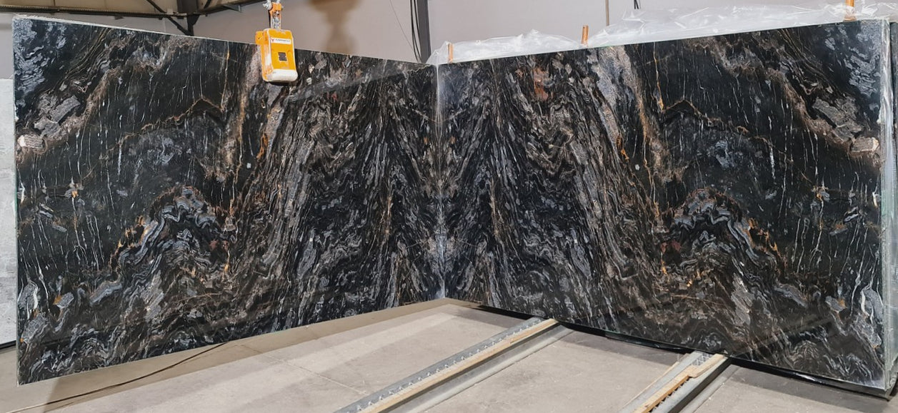 Golden Black Bookmatching Polished Marble Slab