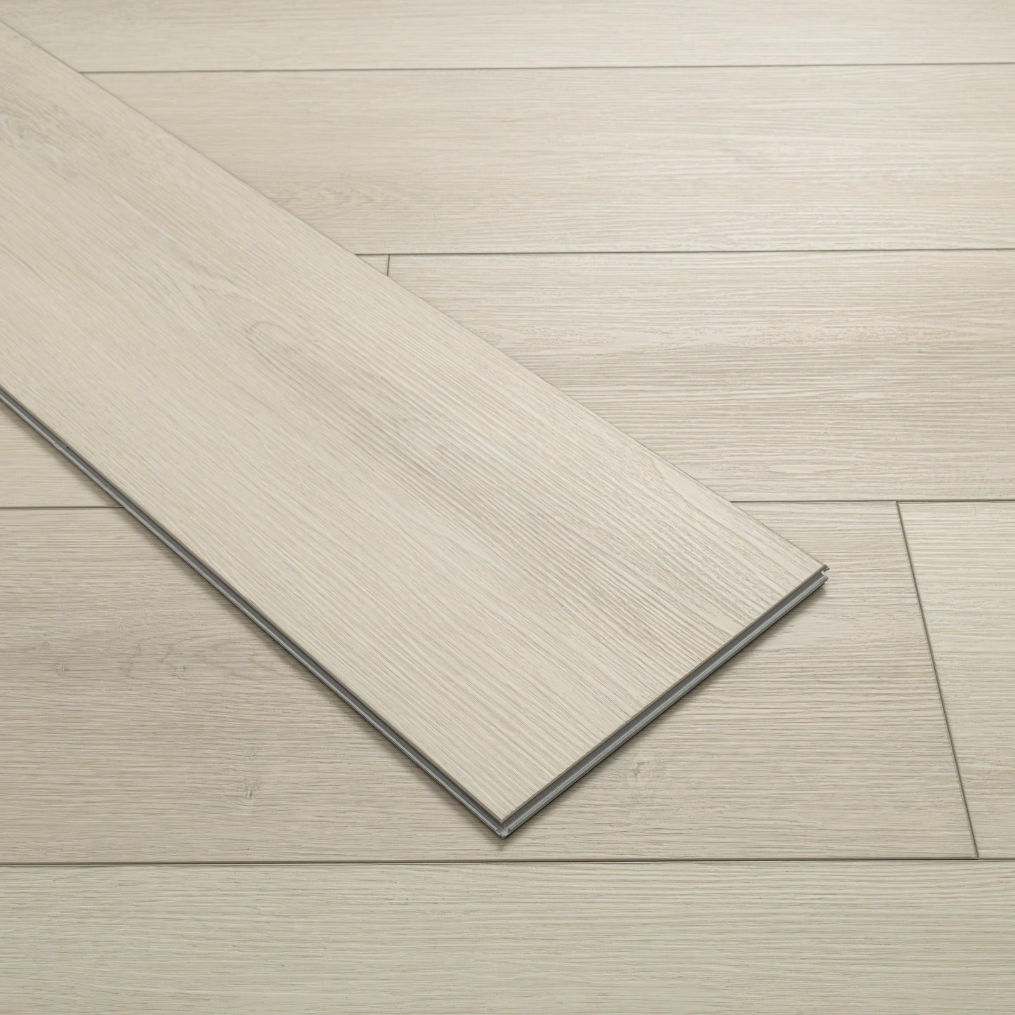 MSI HoneyBella Oak Luxury Vinyl Plank