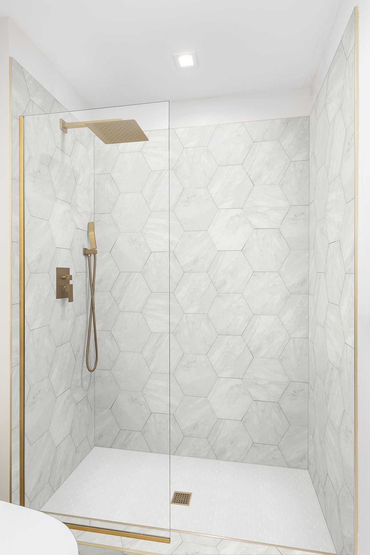 MSI Calacatta Porcelain Tile