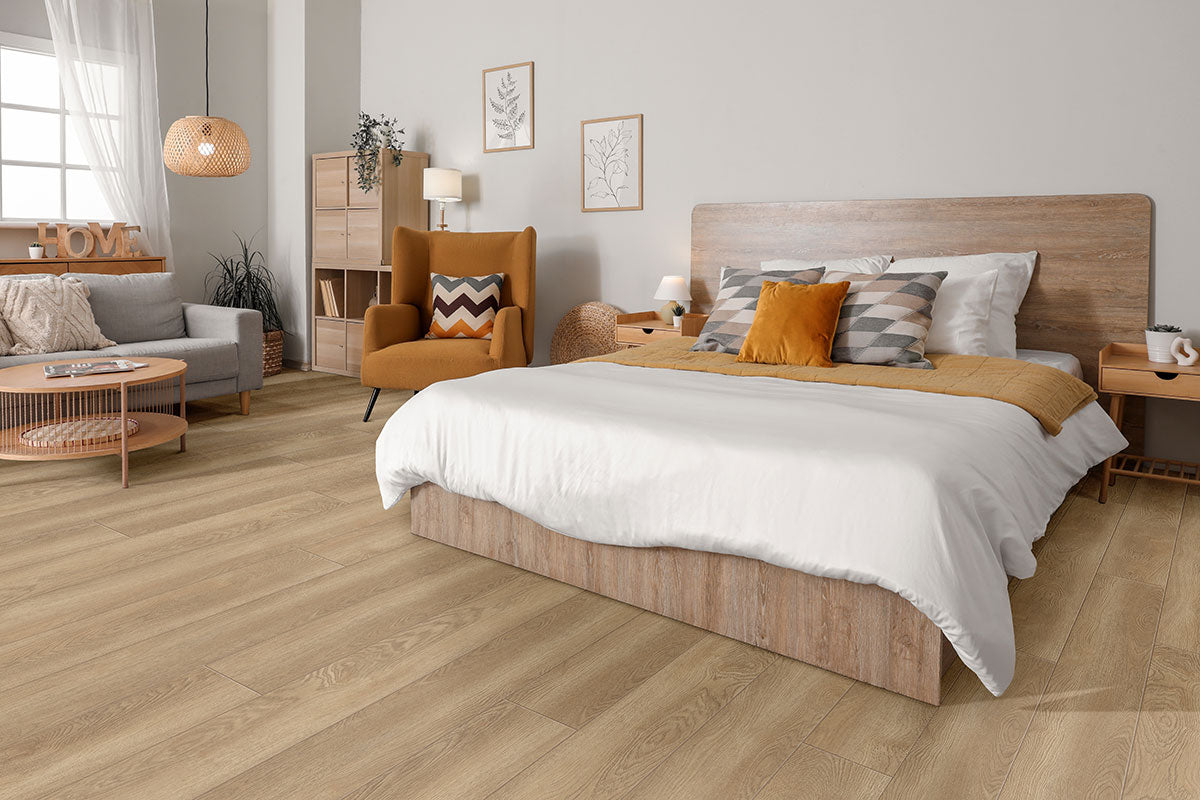 MSI Shorecliffs™Schertz Oak®Hybrid Rigid Core Flooring