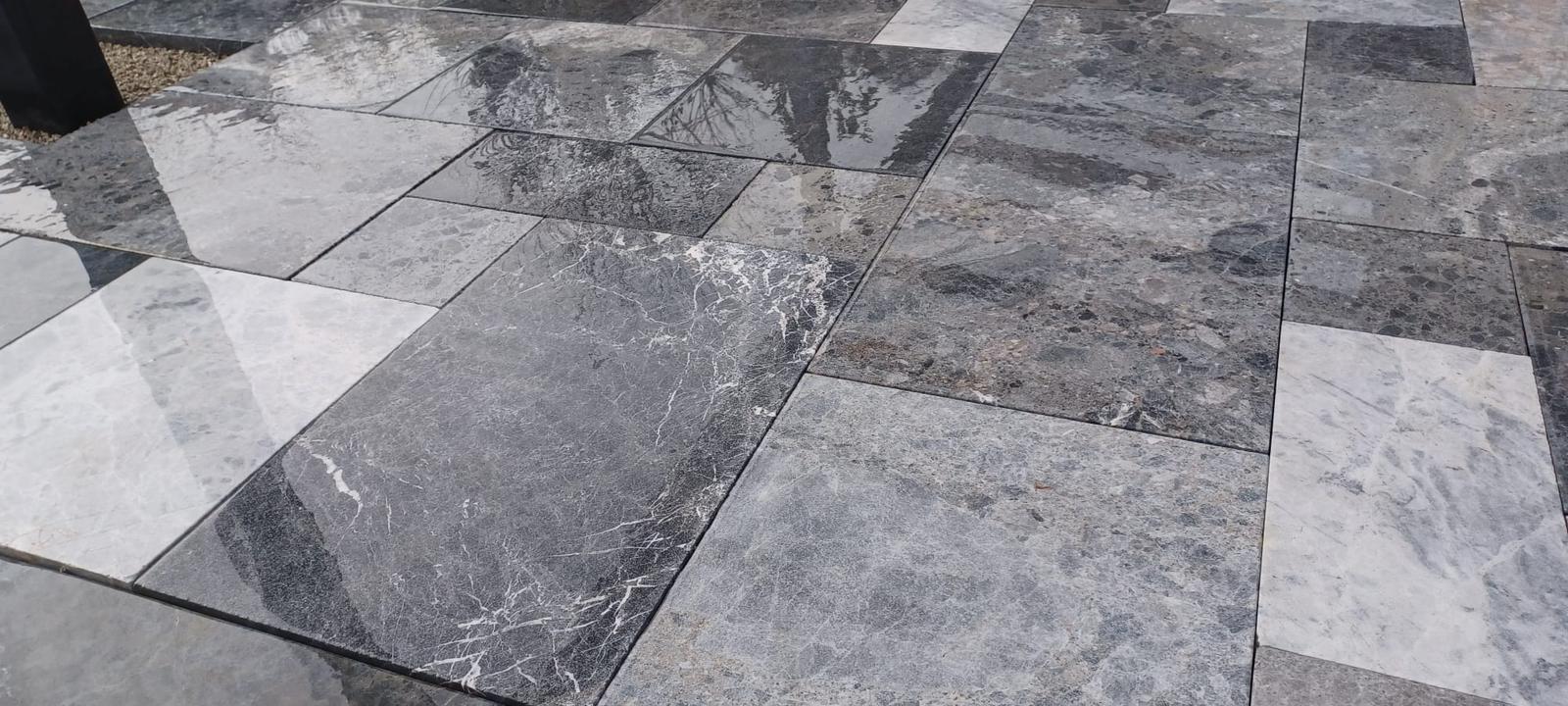 Silver Shadow Marble Tumbled Pavers (3cm Thickness)