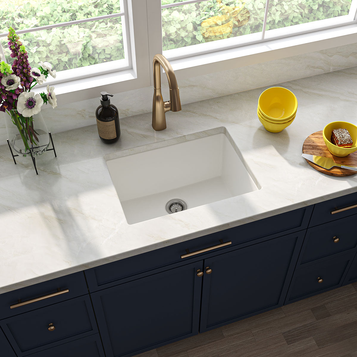 MSI WHITE QUARTZ SINGLE BOWL 2418