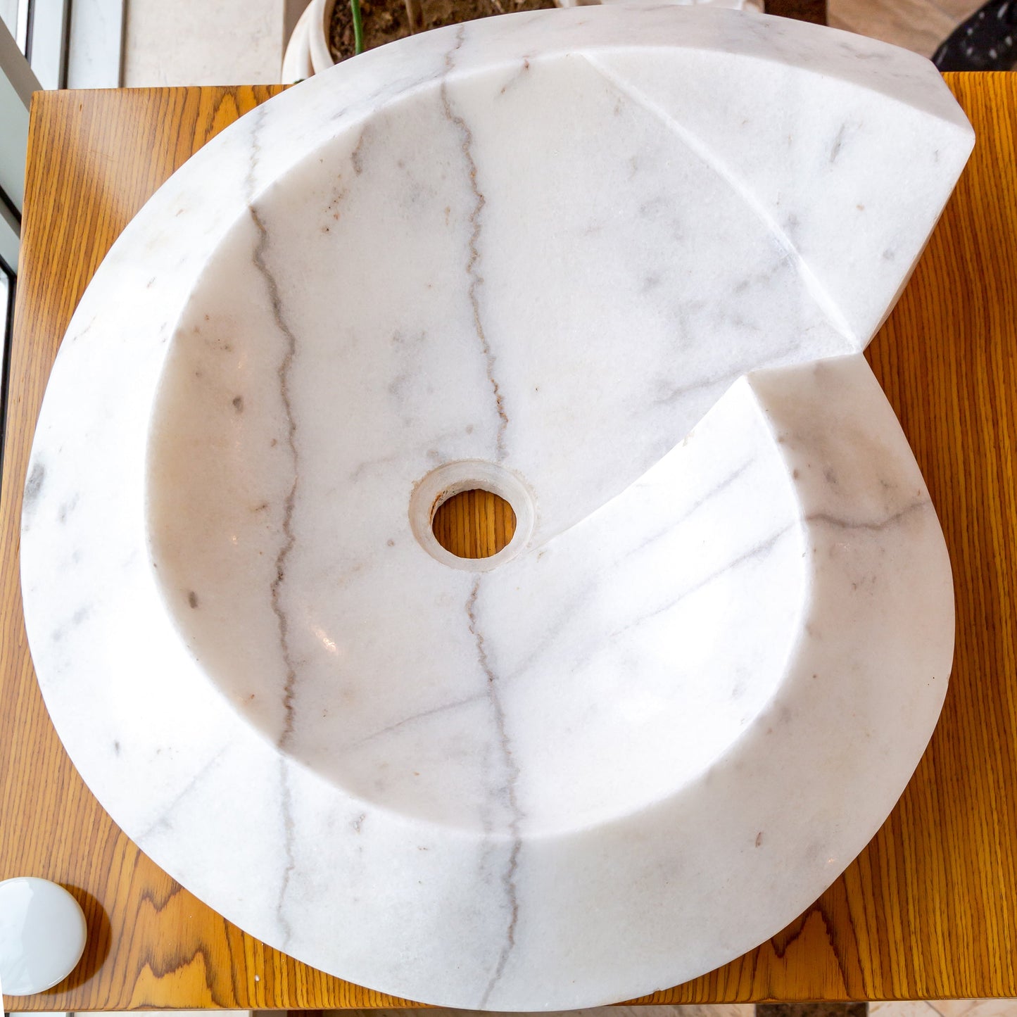 Carrara Marble Helix Shape Sink NTRVS06 Size (W)20" (L)23" (H)4" side view product shot